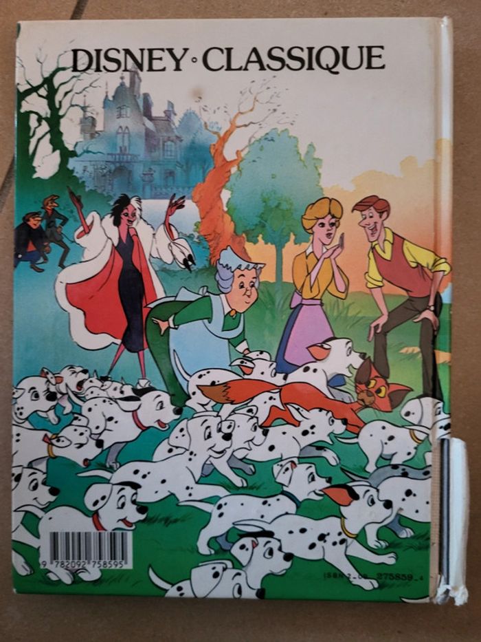Livre 101 dalmatiens - photo numéro 2