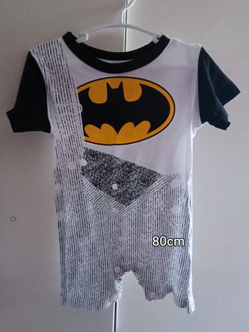 Petite barboteuse gigoteuse batman neuve 80cm