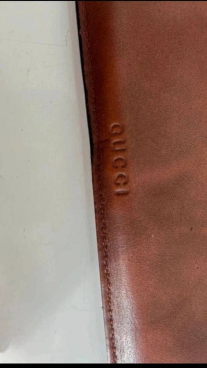 Pochette Gucci en cuir marron - "L’Aveugle par Amour" - photo numéro 14