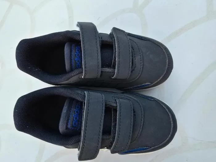 Basket adidas bleu marine - photo numéro 4