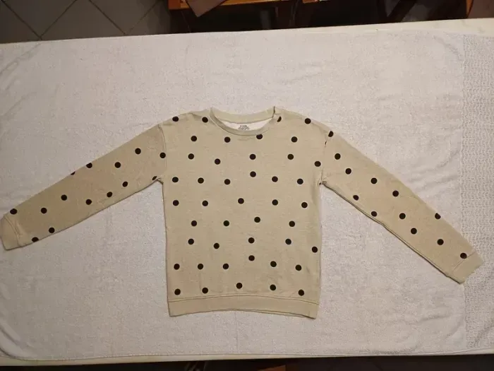 Sweat beige XS Kiabi (réf perso G-P44)(familleac72)