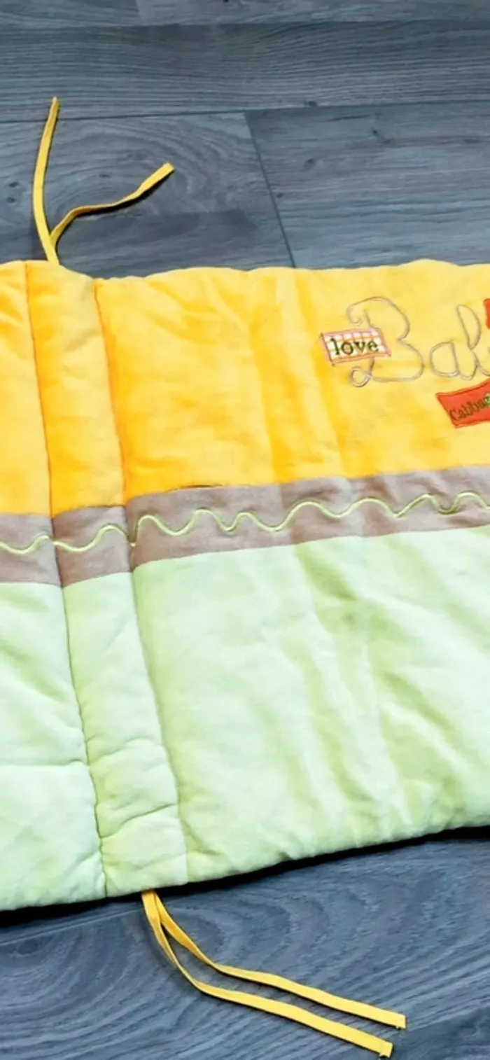 Ensemble turbulette, tour de lit et couverture garçon Ours au jardin - photo numéro 7