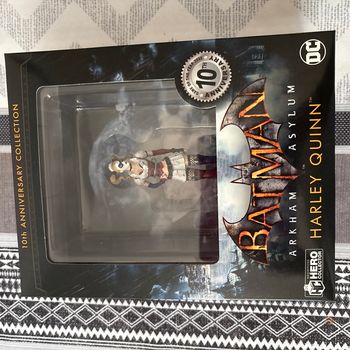 Figurine