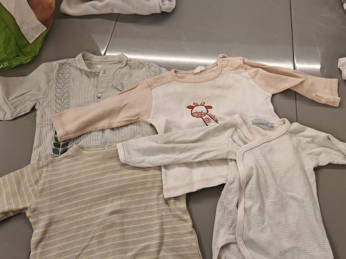 Lot vêtements 6 mois