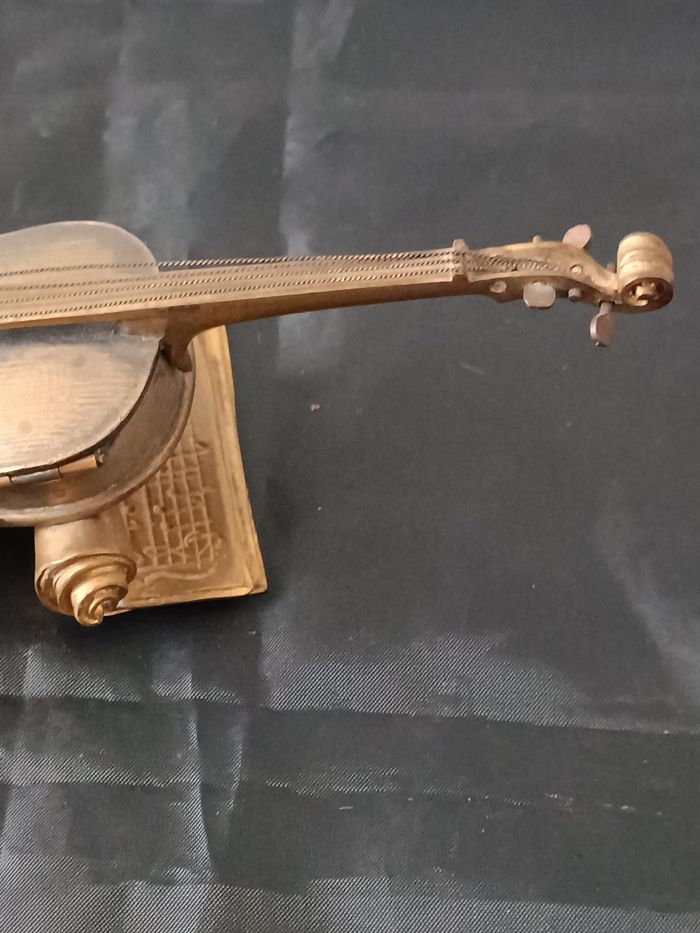 Ancienne boite violon bronze - photo numéro 6