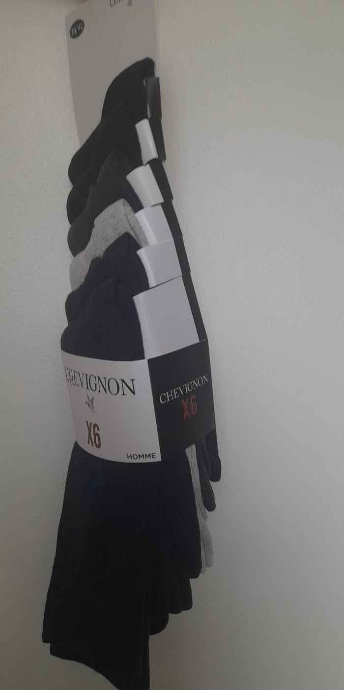 Lot chaussettes Chevignon taille 39-42 - photo numéro 2