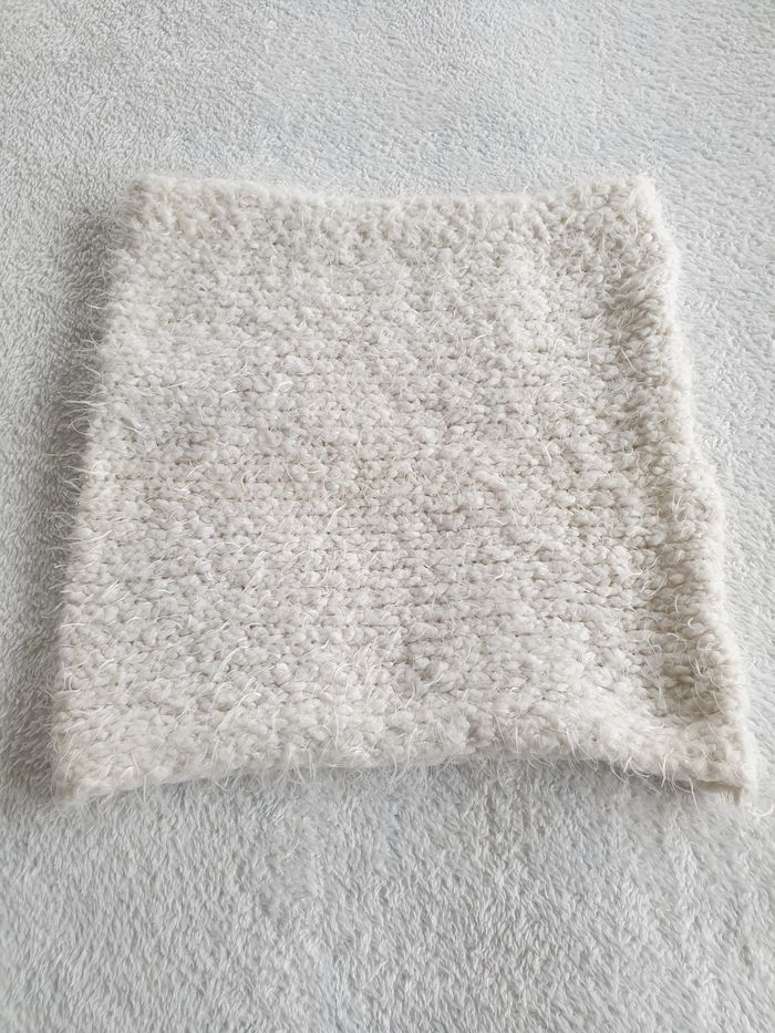 Tour de cou blanc - photo numéro 2