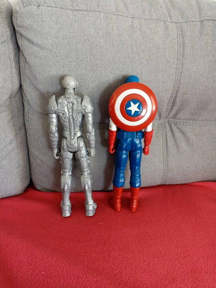 Figurines 30cm Avengers captaine America et ultron - photo numéro 2