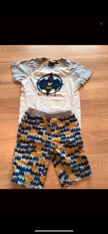 Ensemble Batman taille 4 ans