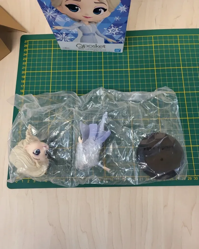 Figurine Disney Qposket La Reine des neiges 2 : Elsa. - photo numéro 14