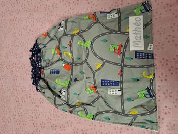 Bavoir élastique Mathéo NEUF