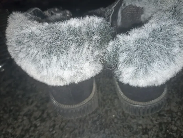 Bottes fourrées 22 - photo numéro 2