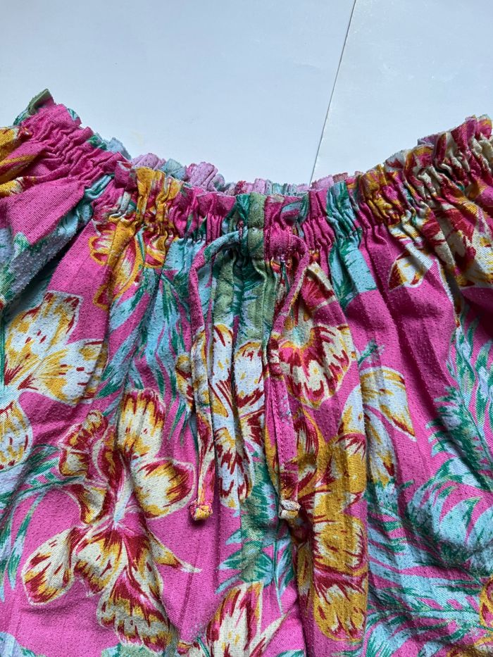 Short plissé imprimé rose tropical été zara 5 ans - photo numéro 5