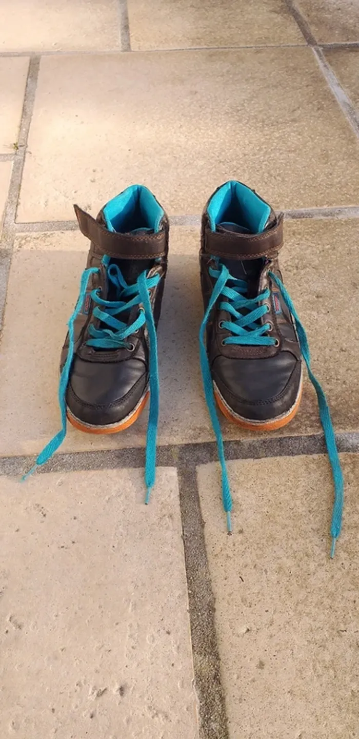 Baskets Kappa gris anthracite et bleu t.39