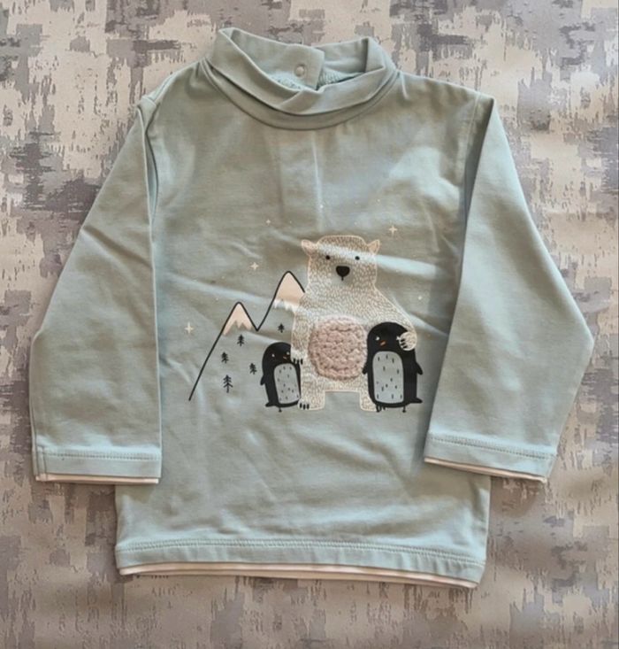 đ§” Pull col roulĂ© bĂ©bĂ© bleu/vert pĂąle â Kiabi â 12 mois â TBE - photo numĂ©ro 1