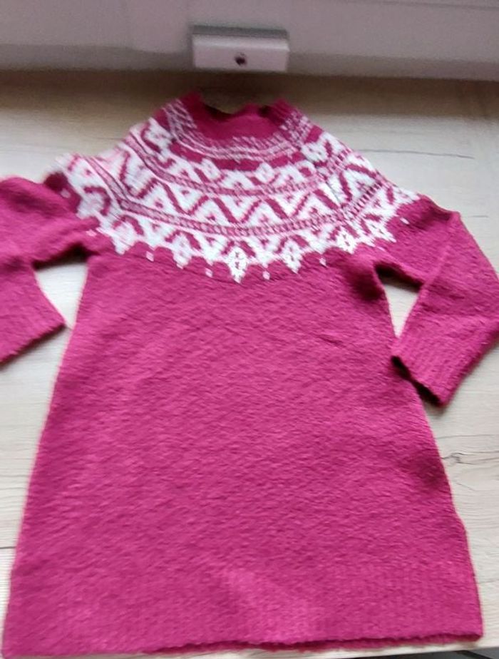 Jolie robe hiver forme pull fille 4 ans