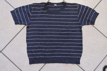 Pull  manche courte Taille 40 comme neuf