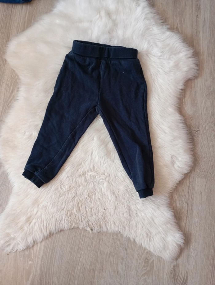 Ensemble mixte gilet obaibi 23 mois + Lupilu jogging mixte marine molletonné 18/24 mois - photo numéro 3
