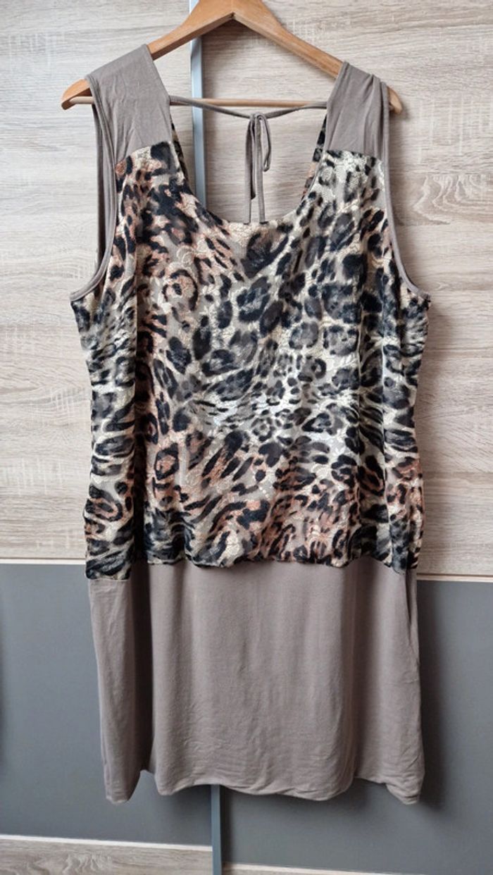 Robe taille 54. - photo numéro 2