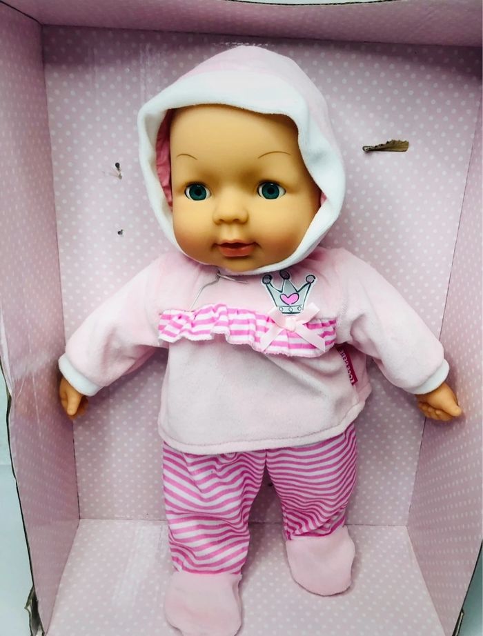 Poupée Sophie Love Bébé 26 sons - photo numéro 4