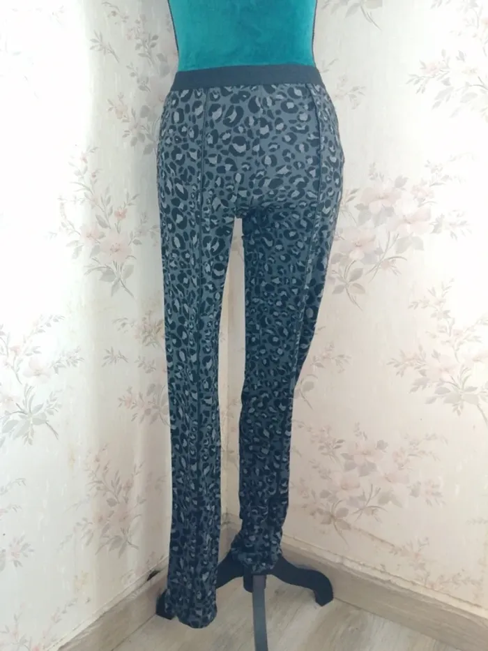 Legging gris à motifs léopard noir avec liseré simili cuir / esmara / (S) - photo numéro 2