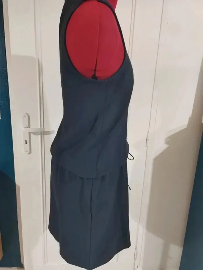 Robe. - photo numéro 2