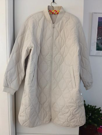 Veste matelassée longueur blanc cassé taille 42