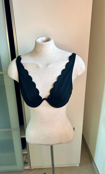 Bikini noir Hunkemoller 95B