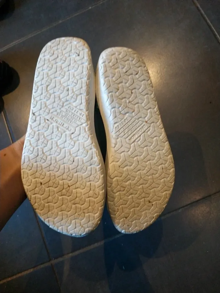 Chaussure enfant - photo numéro 2
