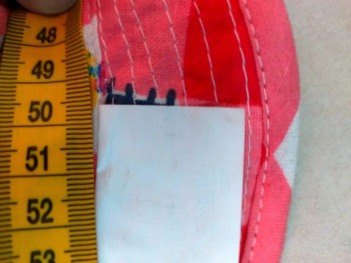 Bob enfant à carreaux rouges & motifs véhicules – Taille 50 cm - photo numéro 5