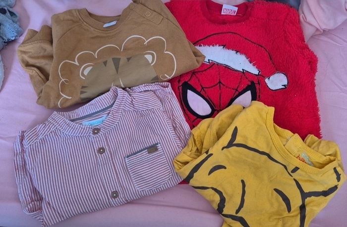 Lot de 4 vêtements