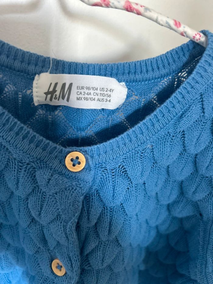 Joli gilet maille bleu taille 2-4ans comme neuf - photo numéro 5