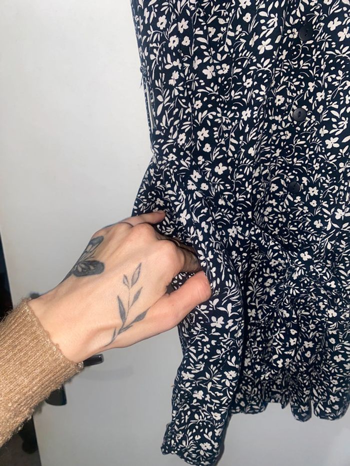 Robe neuve kiabi fleurs - photo numéro 2