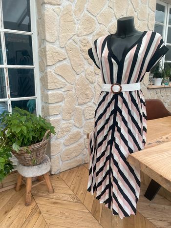 Robe longue rose noire blanche légère marque mosquitos taille S 36