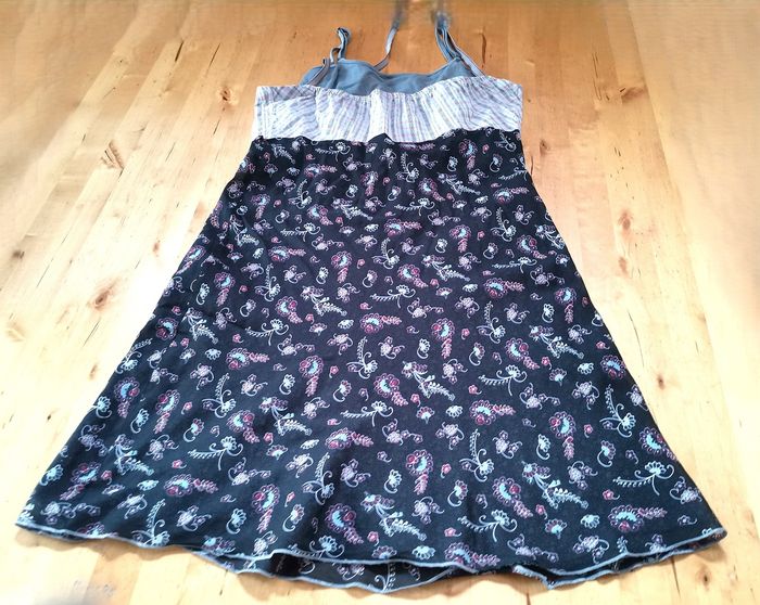 Robe "Cop Copine" - photo numéro 4