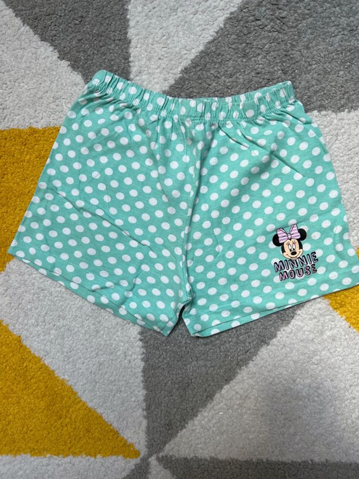 Short Disney T.6 ans