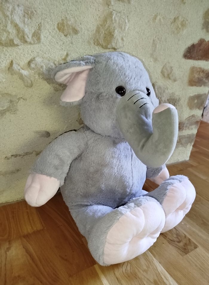 Grande peluche éléphant - photo numéro 2