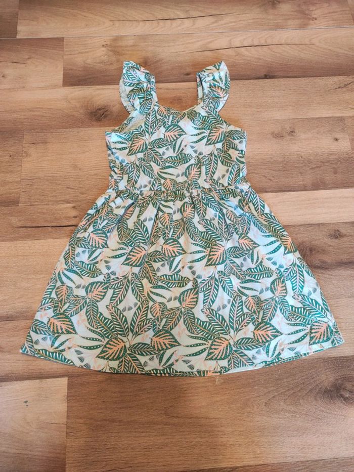 Robe Kiabi 4 ans en TBE - photo numéro 3