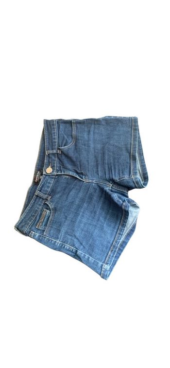 Mini short