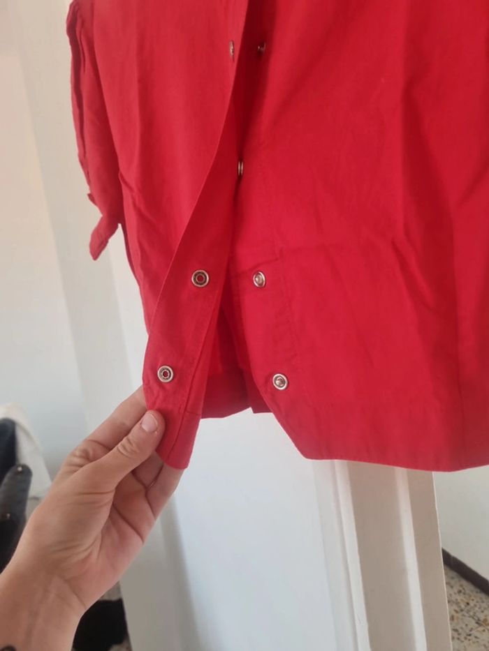 Haut rouge - photo numéro 6