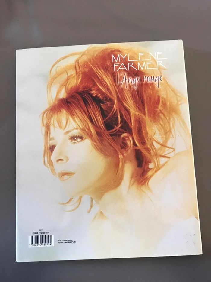 Livre L’ange rouge Mylène Farmer - photo numéro 2