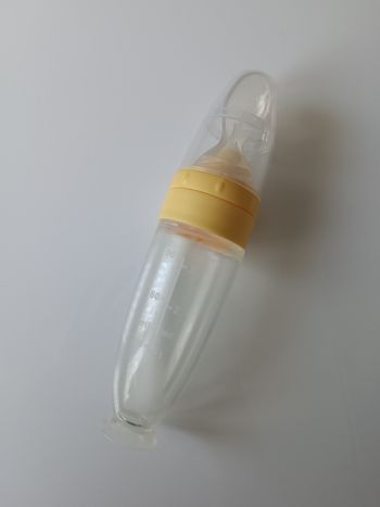 Biberon cuillère