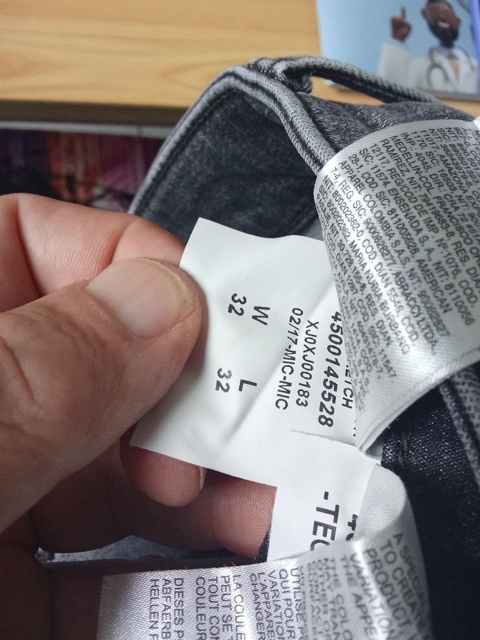 Jean de marque Hilfiger taille 42 - photo numéro 7