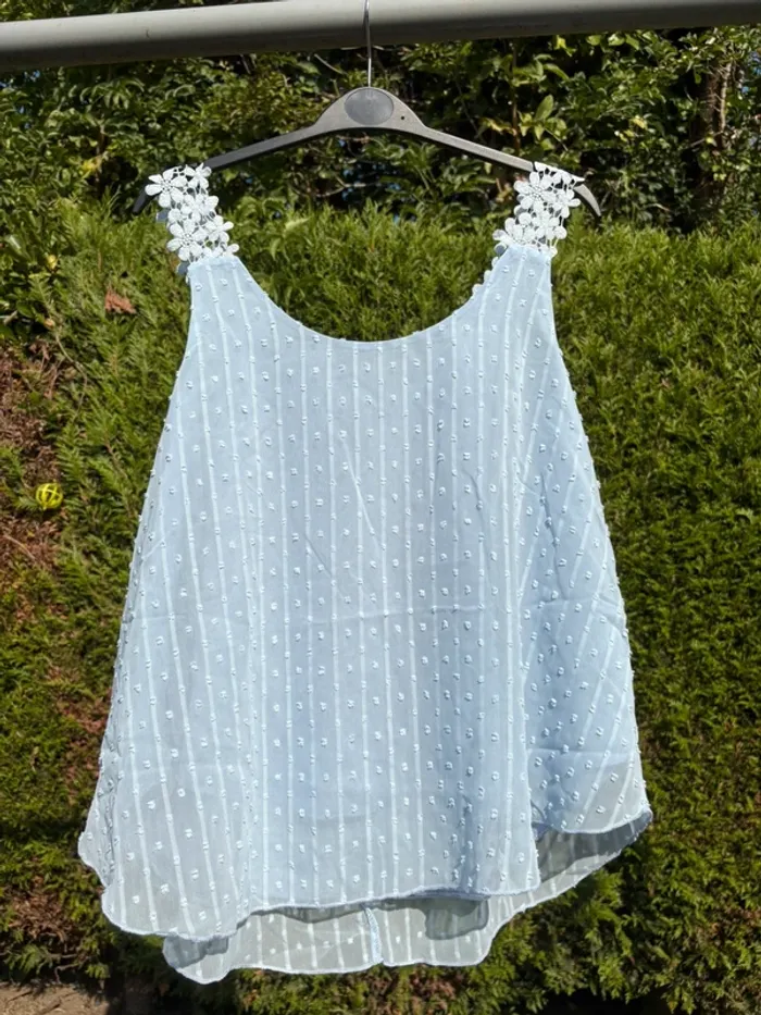 Débardeur style blouse bleu ciel avec motif dentelle floral – Marque Shein - photo numéro 2