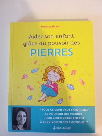 Aider son enfant grâce aux pouvoirs des pierres