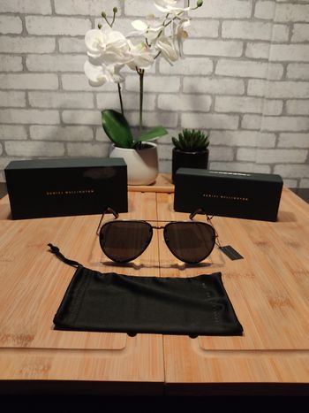 Lunettes de soleil Daniel Wellington neuve