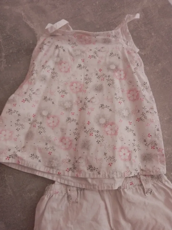 Ensemble bébé fille 6 mois - photo numéro 9