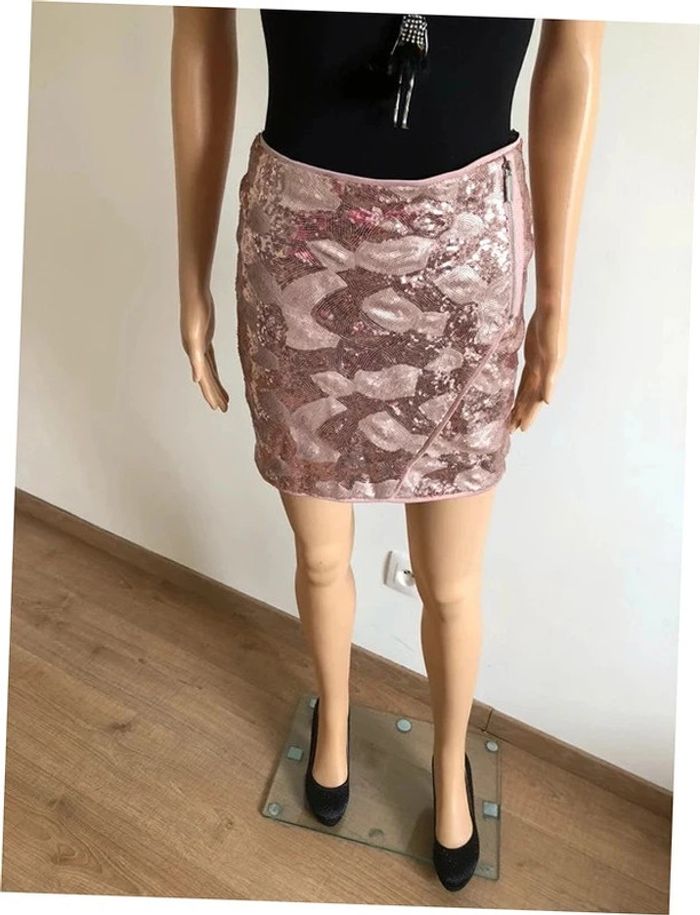Jupe rose en sequins Morgan taille 34 tBE