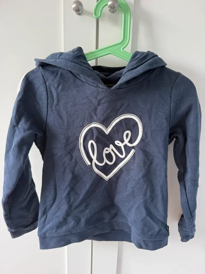 Sweat okaidi 4 ans