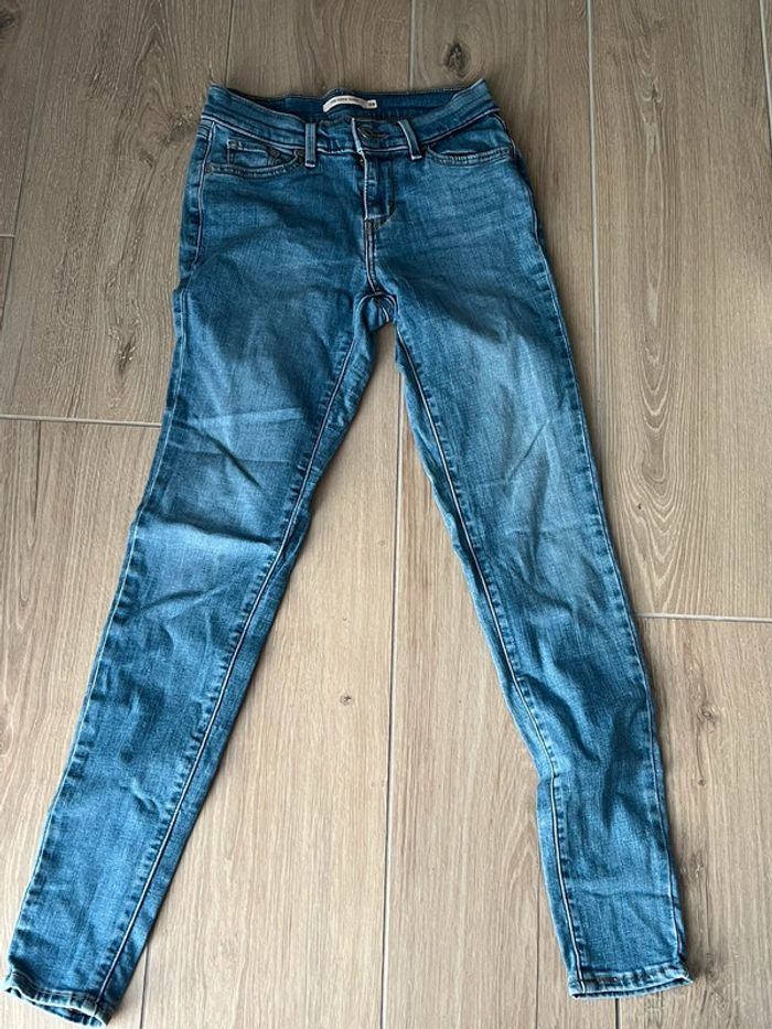 Jeans Levis 710 taille 26 longueur 30